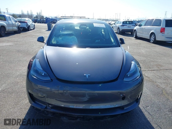 2023 Tesla Model 3 z VIN 5YJ3E1EA1PF681030, wystawiony jako IAAI lot #41545960 z przebiegiem 19 590 mil mil oraz . Historia ofert i sprzedaży dostępna na DreamBid. Obrazek 11.