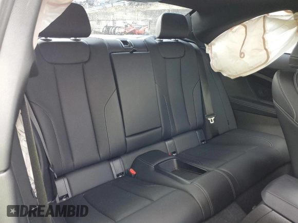 2022 BMW 2 Series M240i xDrive z VIN 3MW53CM09N8C49139, wystawiony jako Copart lot #87320934 z przebiegiem 26 753 mil mil oraz Szkoda całkowita • Salvage title. Historia ofert i sprzedaży dostępna na DreamBid. Obrazek 10.