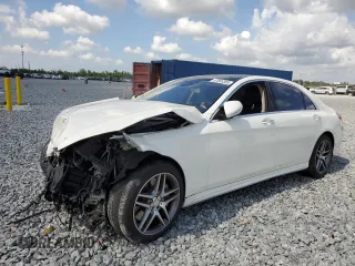 2015 Mercedes-Benz S 550 z VIN WDDUG8CB2FA170054, wystawiony jako Copart lot #57855355 z przebiegiem Nie podano mil oraz Szkody całkowita. Historia ofert i sprzedaży dostępna na DreamBid. Obrazek 1.