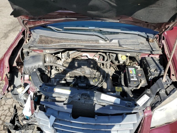 2008 Chrysler Town & Country Touring with VIN 2A8HR54P18R691207, listed as a Copart auction lot 47077625 with 143,306 mi miles and Salvage Title. Bid and sale history available at carsss.com. Image 13.