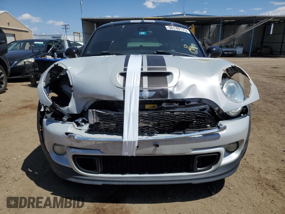 2012 MINI Coupe S z VIN WMWSX3C53CT155039, wystawiony jako Copart lot #56140175 z przebiegiem 114 339 mil mil oraz Nie do naprawy • Non repairable. Historia ofert i sprzedaży dostępna na DreamBid. Obrazek 5.