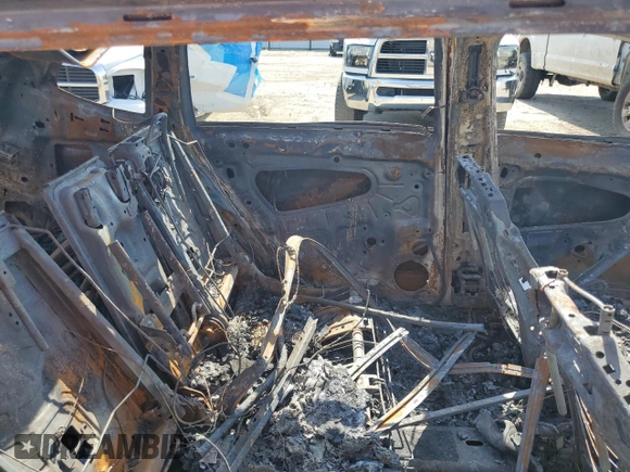 2021 Volkswagen Tiguan SE z VIN 3VV3B7AX0MM127301, wystawiony jako Copart lot #59312925 z przebiegiem Nie podano mil oraz Nie do naprawy • Non repairable. Historia ofert i sprzedaży dostępna na DreamBid. Obrazek 11.