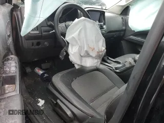 2022 GMC Canyon 4WD AT4 w/Cloth with VIN 1GTG6FENXN1264798, listed as a Copart auction lot 83303824 with 0 mi miles and Salvage Title. Bid and sale history available at carsss.com. Image 8.