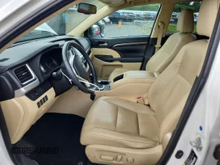 2015 Toyota Highlander Limited с VIN 5TDDKRFH9FS193378, выставлен на аукционе Copart как лот 63219085 с пробегом 111 969 миль миль и Списание • Salvage title. История ставок и продаж доступна на DreamBid. Изображение 7.
