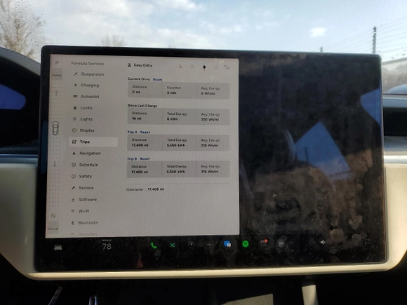 2023 Tesla Model S Plaid с VIN 5YJSA1E60PF528755, выставлен на аукционе Copart как лот 43385815 с пробегом 17 406 миль миль и Списание • Salvage title. История ставок и продаж доступна на DreamBid. Изображение 9.