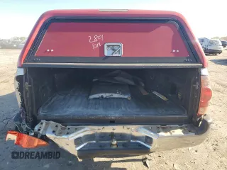 2006 Toyota Tacoma PreRunner with VIN 5TETU62NX6Z146475, listed as a Copart auction lot 53230305 with 157,721 mi miles and Salvage Title. Bid and sale history available at DreamBid. Image 6.
