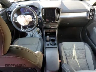 2024 Volvo XC40 Core Bright Theme с VIN YV4L12UK5R2334069, выставлен на аукционе Copart как лот 86729964 с пробегом 15 762 миль миль и Списание • Salvage title. История ставок и продаж доступна на DreamBid. Изображение 8.