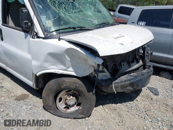 2019 Chevrolet Express Cargo Van with VIN 1GCWGAFP2K1347973, listed as a IAAI auction lot 41991559 with 70,050 mi miles. Bid and sale history available at carsss.com. Image 17.