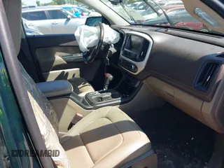 2016 GMC Canyon 4WD SLT z VIN 1GTG6DE30G1150573, wystawiony jako IAAI lot #41969678 z przebiegiem 130 197 mil mil oraz . Historia ofert i sprzedaży dostępna na DreamBid. Obrazek 5.