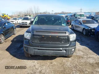2016 Toyota Tundra 4WD Truck SR with VIN 5TFUM5F16GX064418, listed as a IAAI auction lot 41504912 with 215,241 mi miles. Bid and sale history available at carsss.com. Image 11.