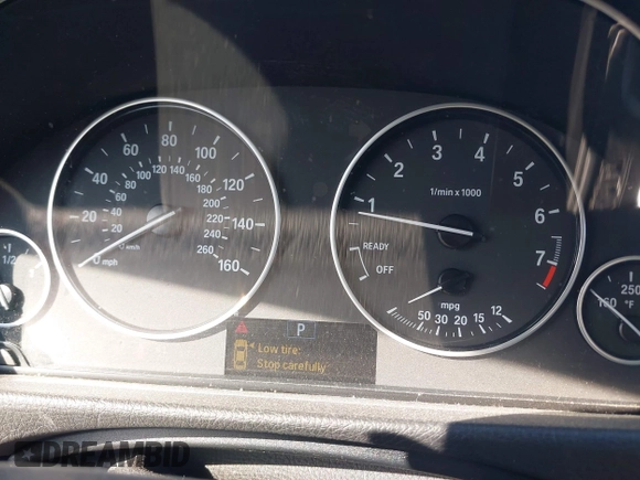 2015 BMW 3 Series 320i with VIN WBA3B1G55FNT04870, listed as a IAAI auction lot 42141211 with 249,720 mi miles. Bid and sale history available at carsss.com. Image 7.