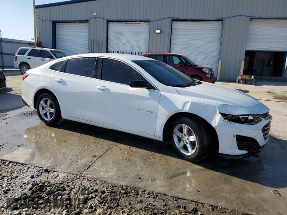 2022 Chevrolet Malibu LS with VIN 1G1ZB5ST3NF191867, listed as a Copart auction lot 48510535 with 45,455 mi miles and Salvage Title. Bid and sale history available at DreamBid. Image 4.