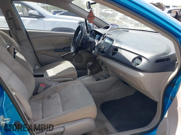 2010 Honda Insight EX with VIN JHMZE2H71AS003290, listed as a IAAI auction lot 42601332 with 163,510 mi miles and . Bid and sale history available at DreamBid. Image 5.