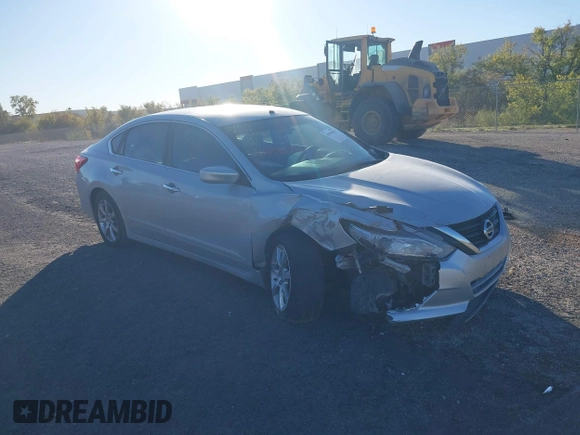 2016 Nissan Altima 2.5 S with VIN 1N4AL3APXGN347668, listed as a IAAI auction lot 40896051 with 166,232 mi miles. Bid and sale history available at carsss.com. Image 1.