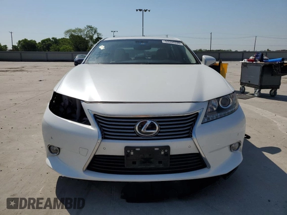 2013 Lexus ES 4dr Sdn with VIN JTHBK1GG3D2077949, listed as a Copart auction lot 53359335 with 110,193 mi miles and Salvage Title. Bid and sale history available at carsss.com. Image 5.