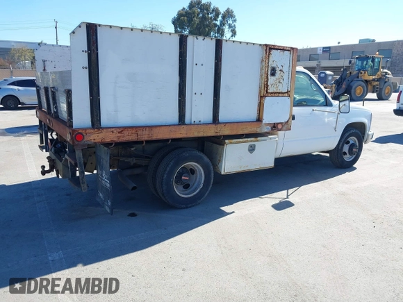1995 GMC Sierra 1500 with VIN 1GDHC34K7SE549557, listed as a IAAI auction lot 41862529 with 98,437 mi miles and . Bid and sale history available at DreamBid. Image 4.