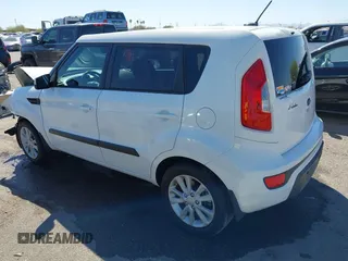 2012 Kia Soul + with VIN KNDJT2A60C7479185, listed as a IAAI auction lot 41885776 with 72,719 mi miles. Bid and sale history available at carsss.com. Image 3.