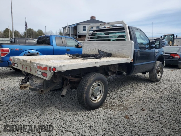 2010 Ford F-350 with VIN 1FTWF3B5XAEB13090, listed as a Copart auction lot 47041535 with 121,868 mi miles and Clean title. Bid and sale history available at DreamBid. Image 3.