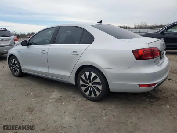 2013 Volkswagen Jetta Sedan Hybrid SEL Premium with VIN 3VW637AJ4DM305194, listed as a Copart auction lot 48386555 with NaN miles and Clean Title. Bid and sale history available at carsss.com. Image 2.