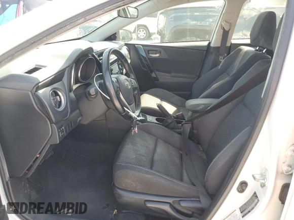 2016 Scion iM z VIN JTNKARJE4GJ510596, wystawiony jako Copart lot #52618105 z przebiegiem 96 082 mil mil oraz Szkody całkowita. Historia ofert i sprzedaży dostępna na DreamBid. Obrazek 7.