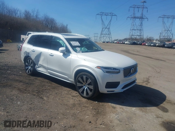 2021 Volvo XC90 Momentum with VIN YV4A221K5M1677620, listed as a IAAI auction lot 41753517 with 67,000 mi miles. Bid and sale history available at carsss.com. Image 1.