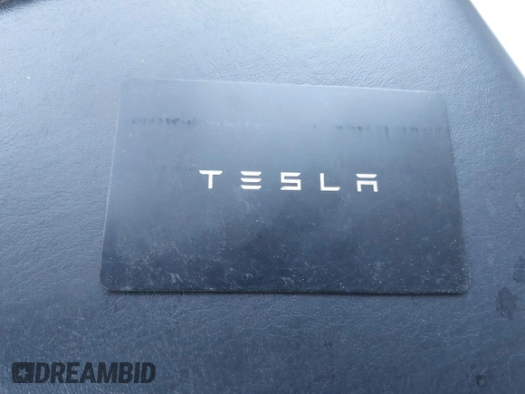 2020 Tesla Model 3 Performance z VIN 5YJ3E1ECXLF641945, wystawiony jako IAAI lot #41337826 z przebiegiem 53 336 mil mil oraz . Historia ofert i sprzedaży dostępna na DreamBid. Obrazek 11.
