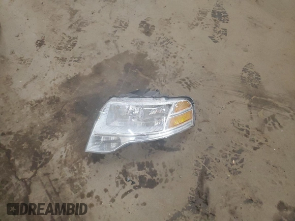 2008 Ford Taurus X Limited with VIN 1FMDK06W18GA03821, listed as a Copart auction lot 53123935 with 147,333 mi miles and Salvage title. Bid and sale history available at DreamBid. Image 15.