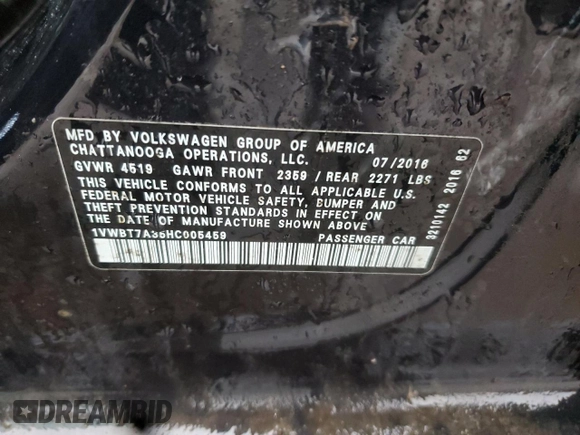 2017 Volkswagen Passat SE z VIN 1VWBT7A35HC005459, wystawiony jako Copart lot #43448015 z przebiegiem 141 540 mil mil oraz Szkoda całkowita • Salvage title. Historia ofert i sprzedaży dostępna na DreamBid. Obrazek 14.