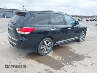 2014 Nissan Pathfinder SV with VIN 5N1AR2MM0EC698047, listed as a IAAI auction lot 41838837 with 159,818 mi miles. Bid and sale history available at carsss.com. Image 4.