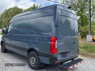 2019 Mercedes-Benz Sprinter Cargo with VIN WD4PF0CD7KP043942, listed as a Copart auction lot 54968745 with 141,118 mi miles and Clean Title. Bid and sale history available at carsss.com. Image 3.