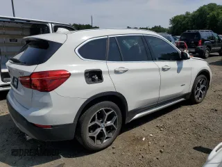 2018 BMW X1 xDrive28i z VIN WBXHT3C39J5F91943, wystawiony jako Copart lot #63497885 z przebiegiem 88 002 mil mil oraz Czysty tytuł • Clean title. Historia ofert i sprzedaży dostępna na DreamBid. Obrazek 3.