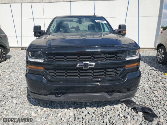 2018 Chevrolet Silverado 1500 Custom with VIN 3GCUKPEC2JG606680, listed as a Copart auction lot 53671475 with 112,746 mi miles and Salvage Title. Bid and sale history available at carsss.com. Image 5.