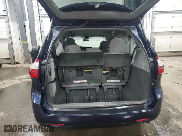 2018 Toyota Sienna LE Auto Access Seat with VIN 5TDKZ3DC5JS903117, listed as a Copart auction lot 46122665 with 83,851 mi miles and Salvage Title. Bid and sale history available at carsss.com. Image 6.