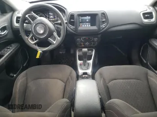 2020 Jeep Compass Sport z VIN 3C4NJCAB9LT246900, wystawiony jako Copart lot #60553325 z przebiegiem 89 386 mil mil oraz Szkoda całkowita • Salvage title. Historia ofert i sprzedaży dostępna na DreamBid. Obrazek 8.