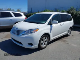 2016 Toyota Sienna LE AAS with VIN 5TDKK3DC0GS718129, listed as a IAAI auction lot 41818130 with 145,863 mi miles. Bid and sale history available at carsss.com. Image 19.