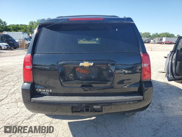 2018 Chevrolet Tahoe LT z VIN 1GNSCBKC5JR341076, wystawiony jako Copart lot #57123295 z przebiegiem 134 055 mil mil oraz Szkoda całkowita • Salvage title. Historia ofert i sprzedaży dostępna na DreamBid. Obrazek 6.