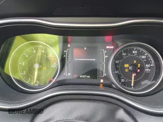 2019 Jeep Cherokee Latitude with VIN 1C4PJMCX0KD336934, listed as a IAAI auction lot 41172828 with 47,477 mi miles. Bid and sale history available at carsss.com. Image 7.
