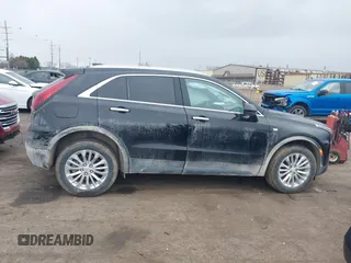2024 Cadillac XT4 AWD Luxury with VIN 1GYFZBR41RF101697, listed as a IAAI auction lot 41971217 with 16,027 mi miles and . Bid and sale history available at carsss.com. Image 13.