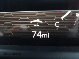2024 GMC Acadia AWD AT4 z VIN 1GKENPKS2RJ243562, wystawiony jako IAAI lot #42156414 z przebiegiem 74 mil mil oraz . Historia ofert i sprzedaży dostępna na DreamBid. Obrazek 16.