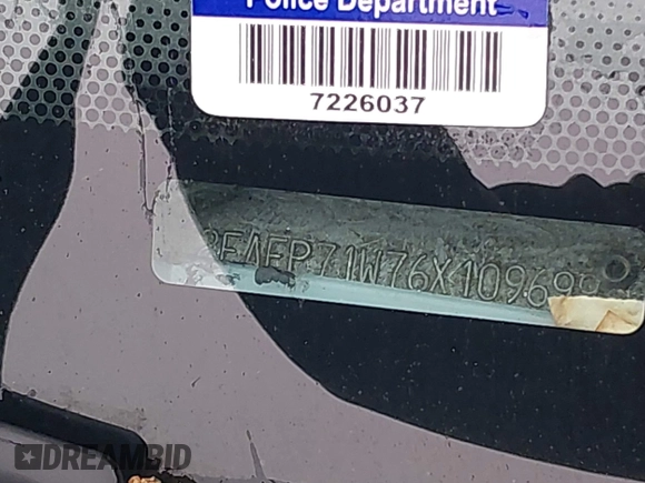 2006 Ford Police Interceptor с VIN 2FAFP71W76X109699, выставлен на аукционе IAAI как лот 42272406 с пробегом Не указан миль и . История ставок и продаж доступна на DreamBid. Изображение 16.