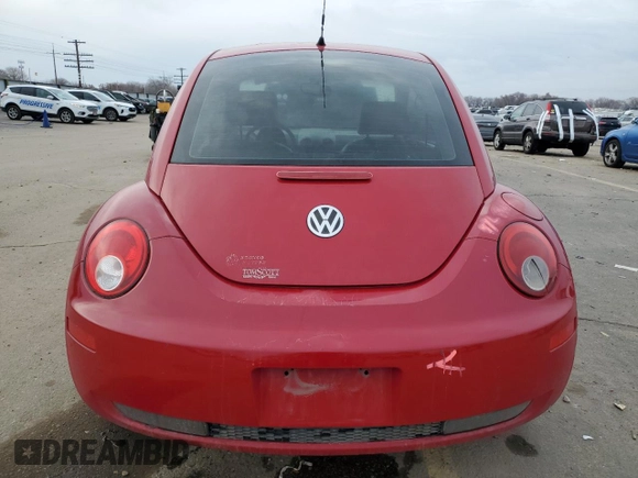 2010 Volkswagen Beetle with VIN 3VWPW3AG6AM008674, listed as a Copart auction lot 84081404 with 204,277 mi miles and Salvage title. Bid and sale history available at DreamBid. Image 6.