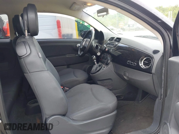 2013 FIAT 500 Pop z VIN 3C3CFFARXDT623182, wystawiony jako IAAI lot #42435753 z przebiegiem 150 341 mil mil oraz . Historia ofert i sprzedaży dostępna na DreamBid. Obrazek 5.