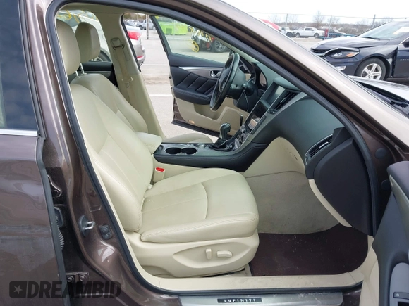 2016 Infiniti Q50 2.0t Premium with VIN JN1CV7AR3GM250651, listed as a IAAI auction lot 41768184 with 105,621 mi miles. Bid and sale history available at carsss.com. Image 5.