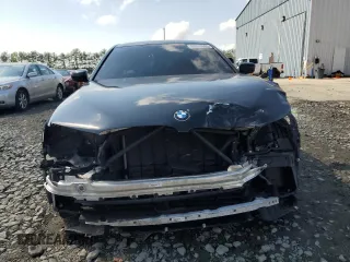 2021 BMW 5 Series 530i xDrive with VIN WBA13BJ09MWW90448, listed as a Copart auction lot 60318605 with Not provided miles and Clean title. Bid and sale history available at DreamBid. Image 6.