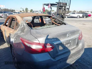 2018 Nissan Altima SV with VIN 1N4AL3AP2JC244604, listed as a IAAI auction lot 41023897 with Not Provided miles and . Bid and sale history available at DreamBid. Image 3.