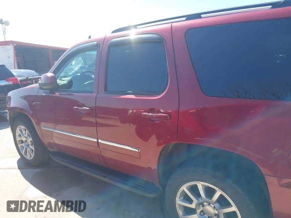 2011 GMC Yukon SLE with VIN 1GKS1AE07BR279597, listed as a IAAI auction lot 41762924 with 159,478 mi miles. Bid and sale history available at carsss.com. Image 14.