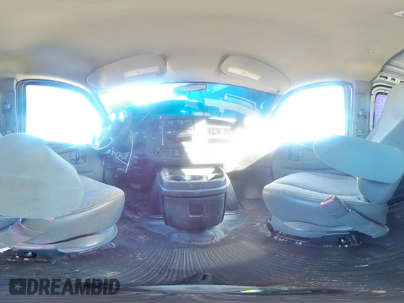 2012 Chevrolet Express Cargo z VIN 1GCWGFCAXC1184326, wystawiony jako Copart lot #88801015 z przebiegiem 393 415 mil mil oraz Szkoda całkowita • Salvage title. Historia ofert i sprzedaży dostępna na DreamBid. Obrazek 15.