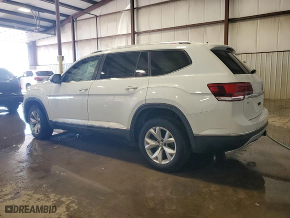 2018 Volkswagen Atlas 3.6L V6 SEL with VIN 1V2MR2CA4JC508199, listed as a Copart auction lot 42144955 with 0 mi miles and Salvage Title. Bid and sale history available at carsss.com. Image 2.