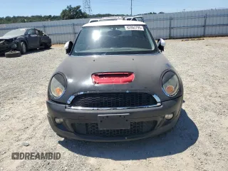 2009 MINI Hardtop S z VIN WMWMF73559TX40670, wystawiony jako Copart lot #62862795 z przebiegiem Nie podano mil oraz Czysty tytuł • Clean title. Historia ofert i sprzedaży dostępna na DreamBid. Obrazek 5.