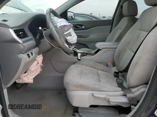 2019 GMC Acadia SLE z VIN 1GKKNKLA0KZ138683, wystawiony jako Copart lot #53037495 z przebiegiem 117 751 mil mil oraz Szkoda całkowita • Salvage title. Historia ofert i sprzedaży dostępna na DreamBid. Obrazek 7.